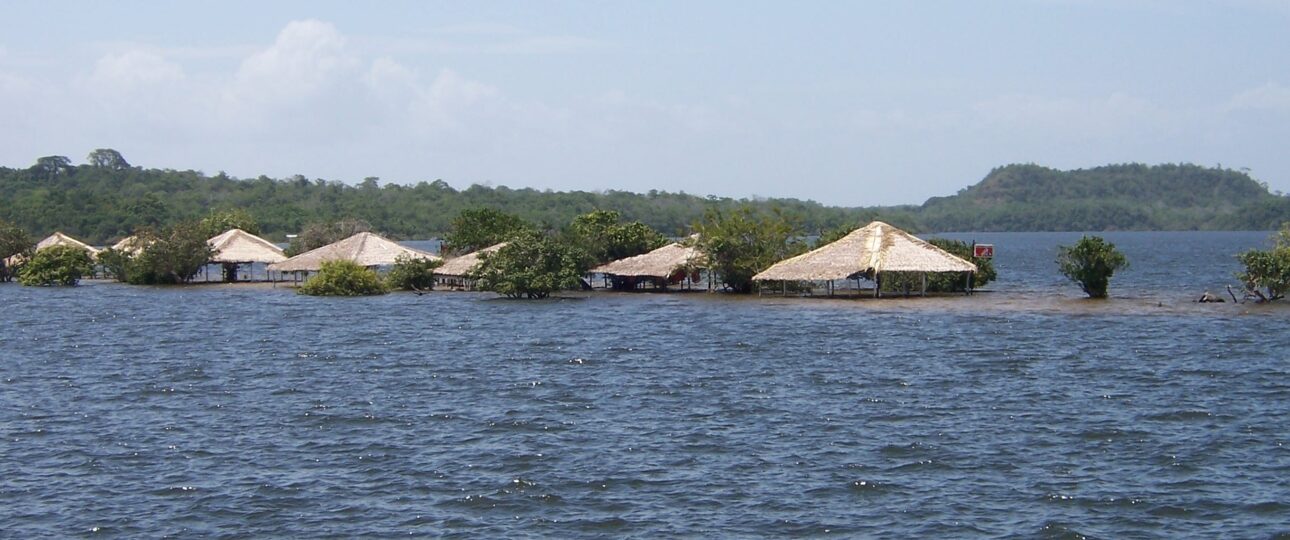 Flights to Santarém Brazil